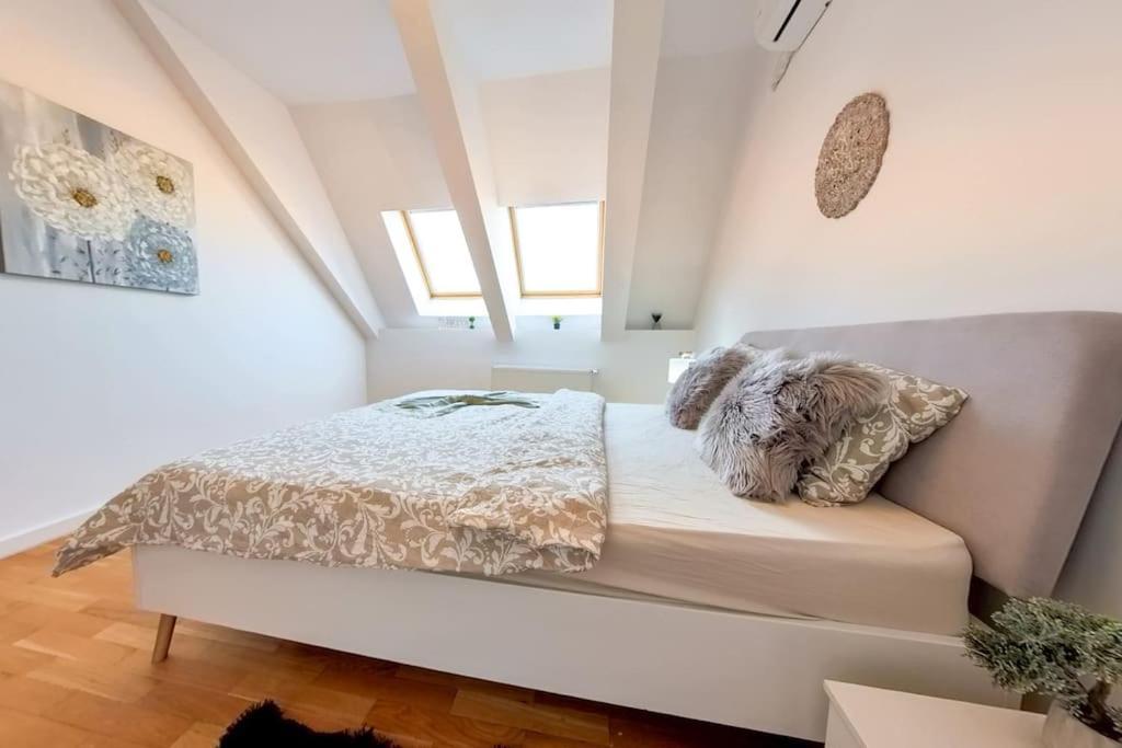 Bucharest Central Dd Apartment ภายนอก รูปภาพ