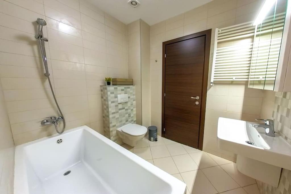 Bucharest Central Dd Apartment ภายนอก รูปภาพ